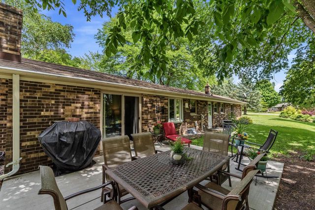 573 Jordan CIRCLE, Colgate, WI 53017
