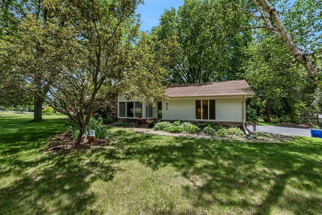 573 Jordan CIRCLE, Colgate, WI 53017