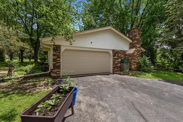 573 Jordan CIRCLE, Colgate, WI 53017