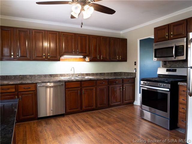 2015 Bono Road, New Albany, IN 47150