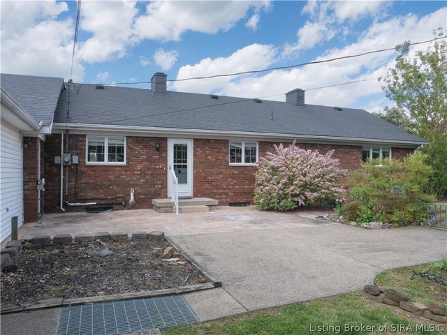 2015 Bono Road, New Albany, IN 47150