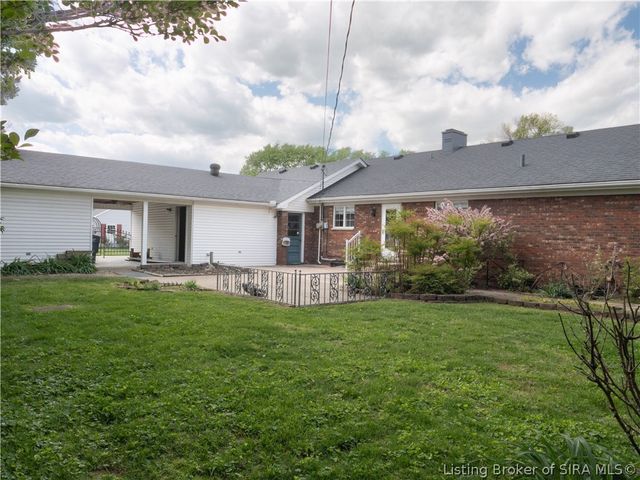 2015 Bono Road, New Albany, IN 47150