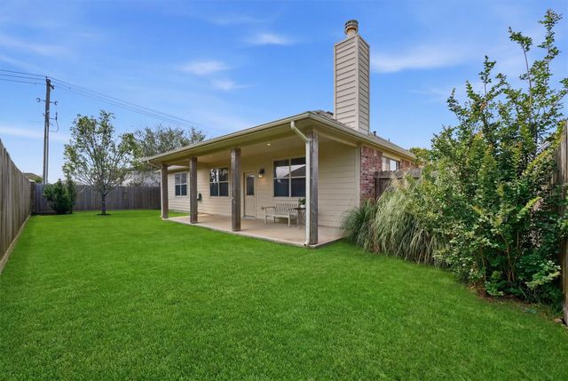 1760 Cypress Meadows Drive, Dickinson, TX 77539