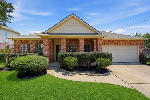 1760 Cypress Meadows Drive, Dickinson, TX 77539