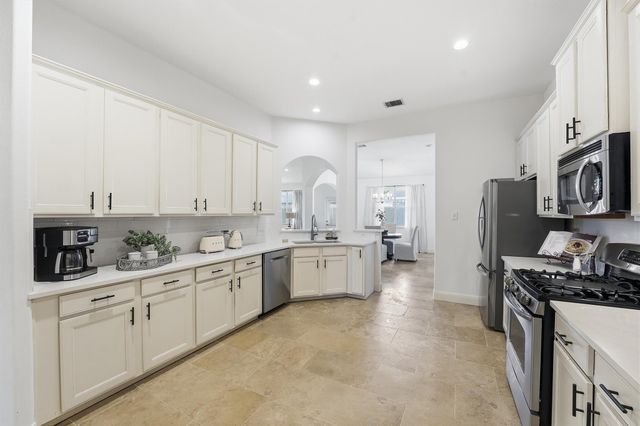 1760 Cypress Meadows Drive, Dickinson, TX 77539