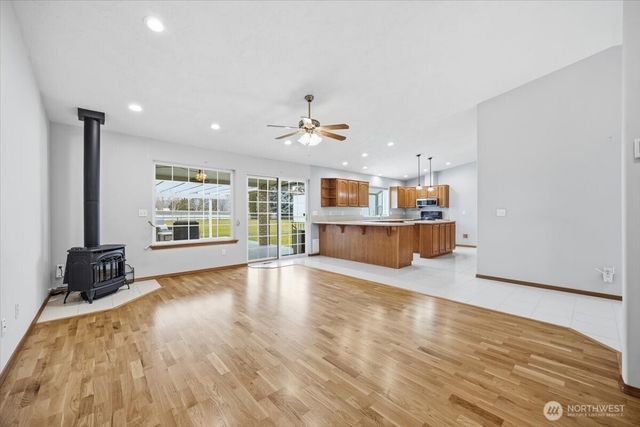 4105 Southlake Court, West Richland, WA 99353