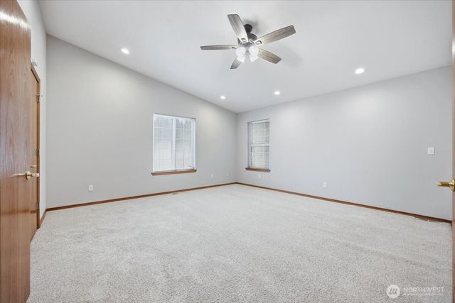 4105 Southlake Court, West Richland, WA 99353