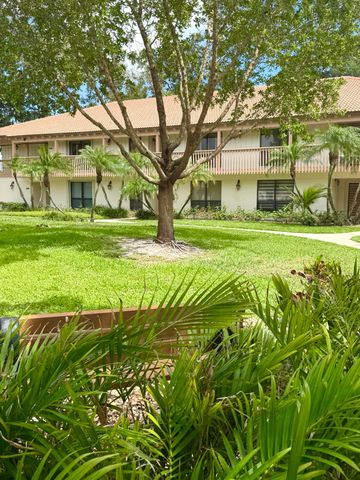 464 Brackenwood Lane S 464, Palm Beach Gardens, FL 33418