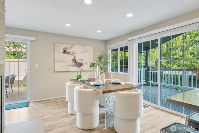 136 128th Avenue NE, Bellevue, WA 98005