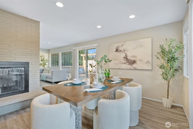 136 128th Avenue NE, Bellevue, WA 98005