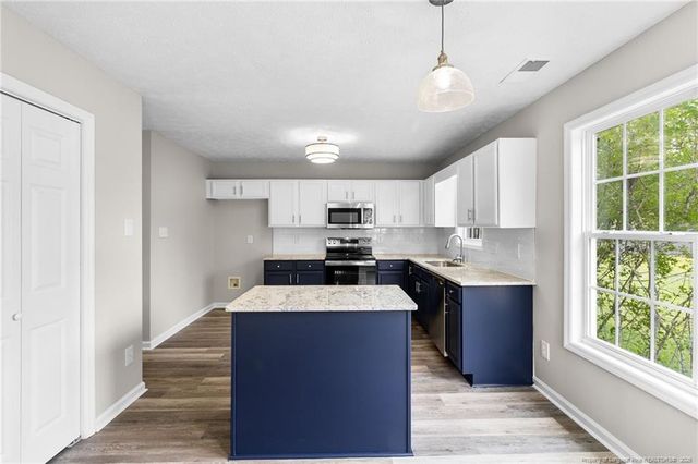 10 Candler Court, Cameron, NC 28326