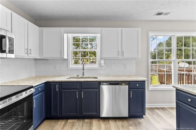 10 Candler Court, Cameron, NC 28326