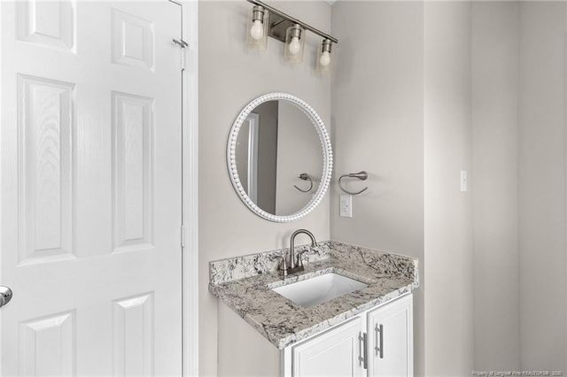 10 Candler Court, Cameron, NC 28326