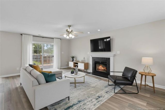 10 Candler Court, Cameron, NC 28326