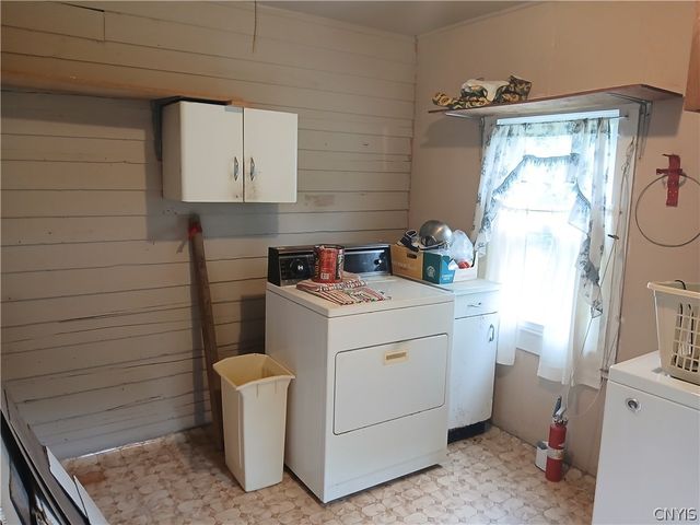 328 County Route 43, New Haven, NY 13114