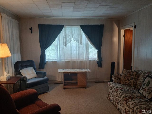 328 County Route 43, New Haven, NY 13114
