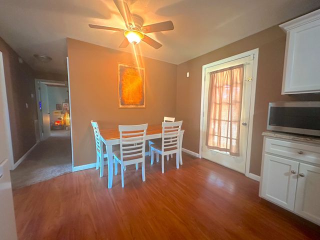 205 Locust Dr, Erin, TN 37061