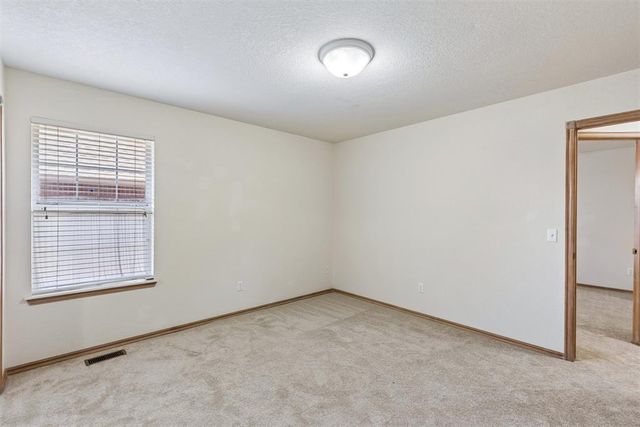 2725 Blue Quail Pass, Edmond, OK 73013