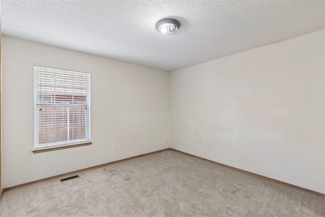 2725 Blue Quail Pass, Edmond, OK 73013