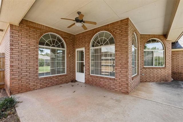 2725 Blue Quail Pass, Edmond, OK 73013