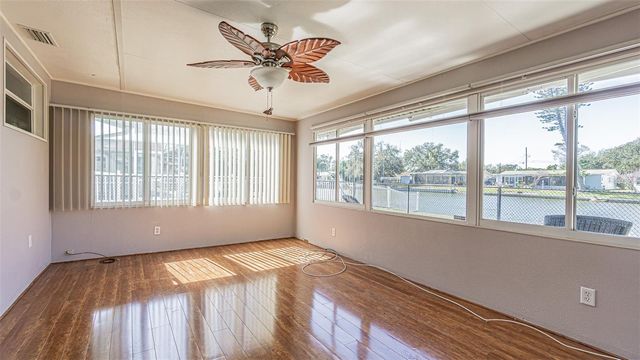 8524 120TH STREET, Seminole, FL 33772