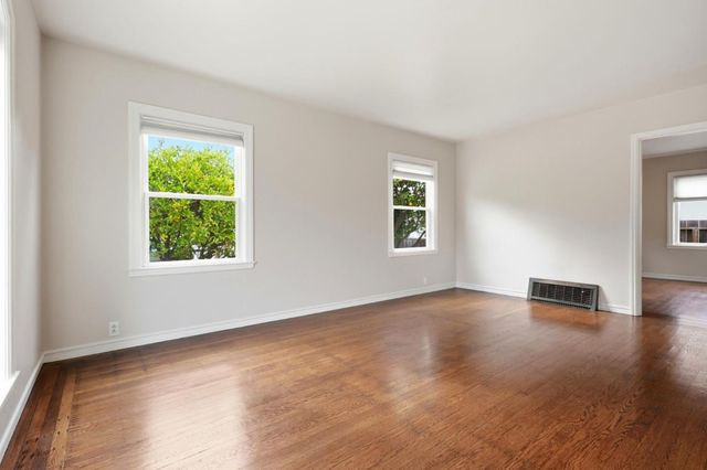 728 Laurel Avenue, Burlingame, CA 94010