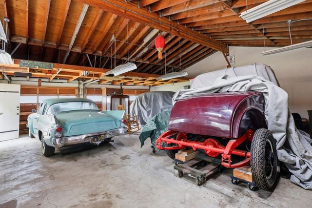 728 Laurel Avenue, Burlingame, CA 94010