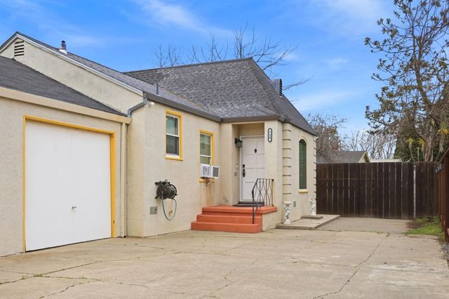 728 Laurel Avenue, Burlingame, CA 94010