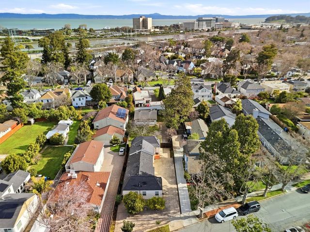 728 Laurel Avenue, Burlingame, CA 94010