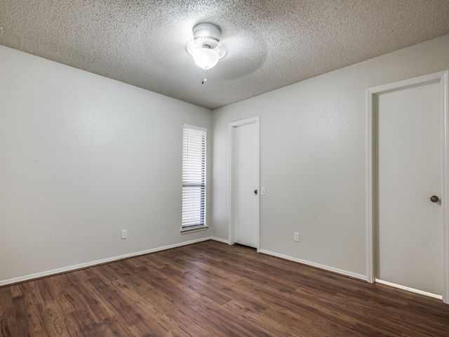 1713 Sonnet Drive, Grapevine, TX 76051