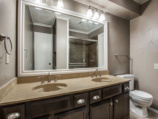 1713 Sonnet Drive, Grapevine, TX 76051