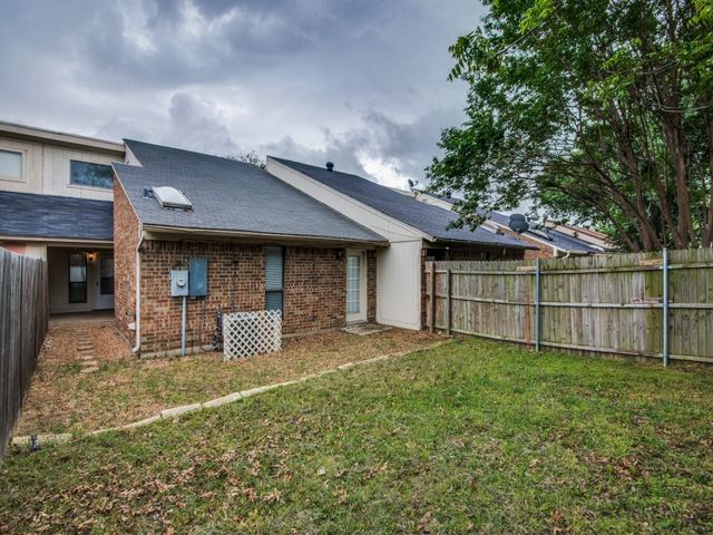 1713 Sonnet Drive, Grapevine, TX 76051