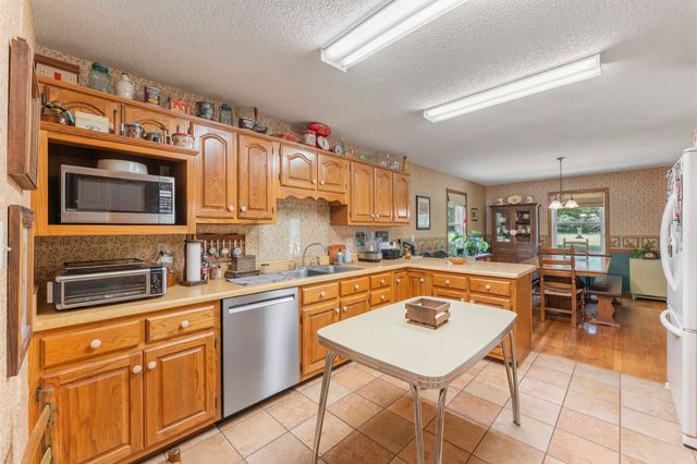 8760 OLD BROWNSVILLE RD, Bartlett, TN 38002
