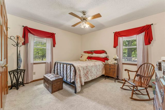 8760 OLD BROWNSVILLE RD, Bartlett, TN 38002