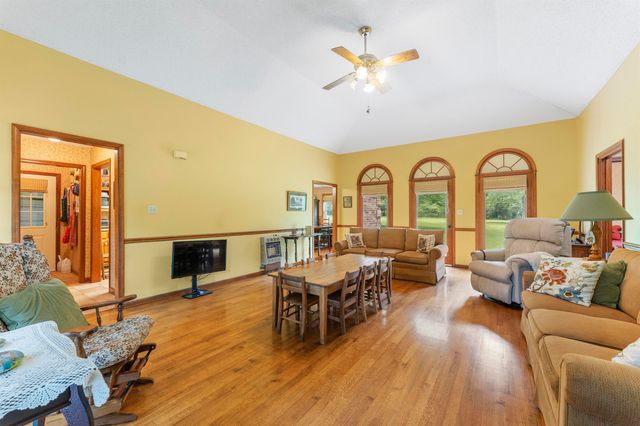 8760 OLD BROWNSVILLE RD, Bartlett, TN 38002