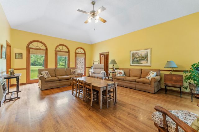 8760 OLD BROWNSVILLE RD, Bartlett, TN 38002