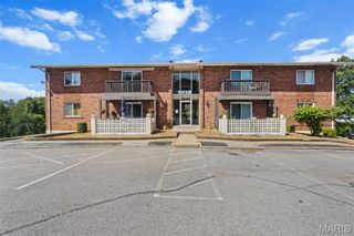 2535 Senator Ct I, Unincorporated, MO 63125