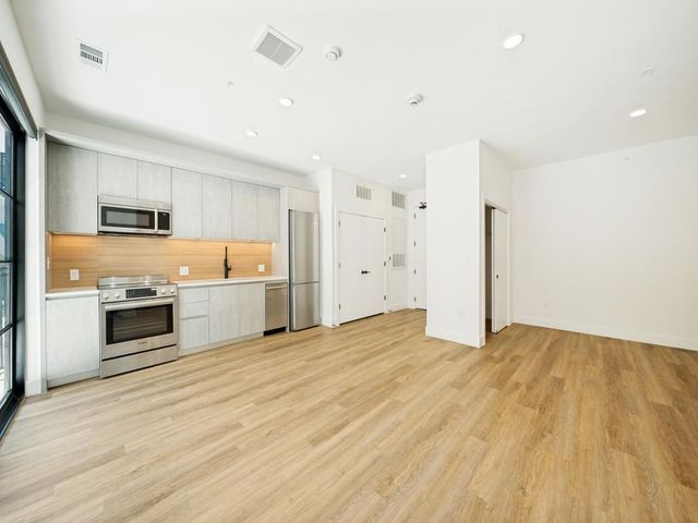 4315 S Congress Ave 220, Austin, TX 78745