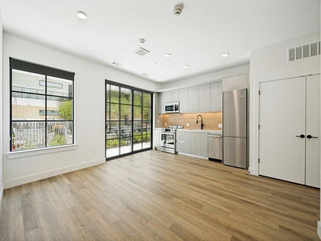 4315 S Congress Ave 220, Austin, TX 78745