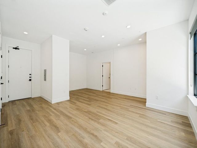 4315 S Congress Ave 220, Austin, TX 78745