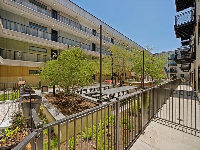 4315 S Congress Ave 220, Austin, TX 78745