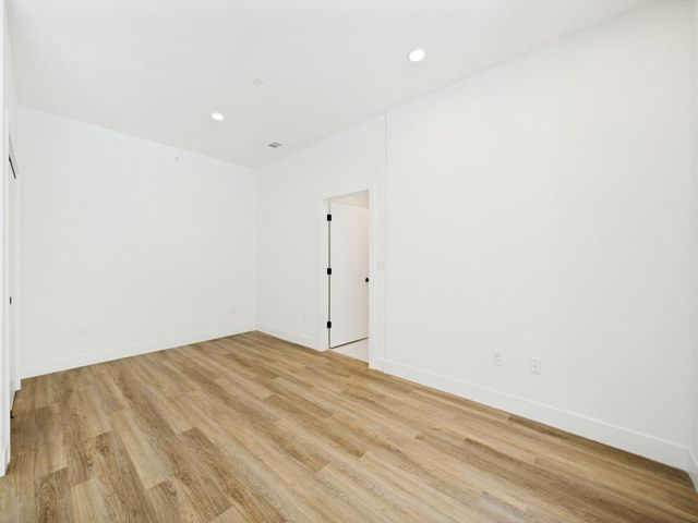 4315 S Congress Ave 220, Austin, TX 78745