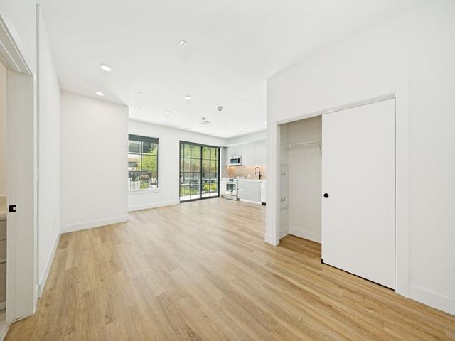 4315 S Congress Ave 220, Austin, TX 78745