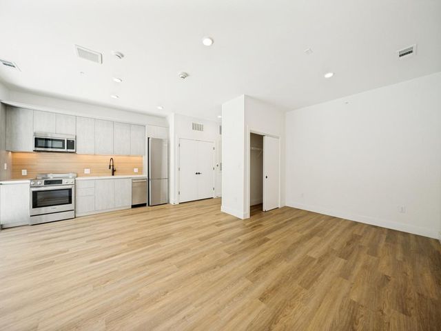 4315 S Congress Ave 220, Austin, TX 78745