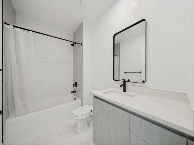 4315 S Congress Ave 220, Austin, TX 78745