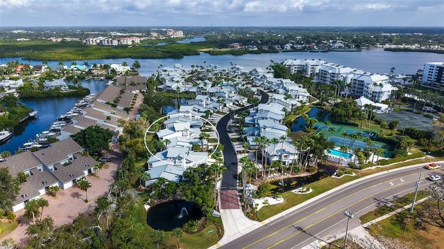 1225 SIESTA BAYSIDE DRIVE 1225B, Sarasota, FL 34242