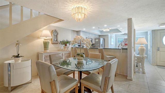 1225 SIESTA BAYSIDE DRIVE 1225B, Sarasota, FL 34242