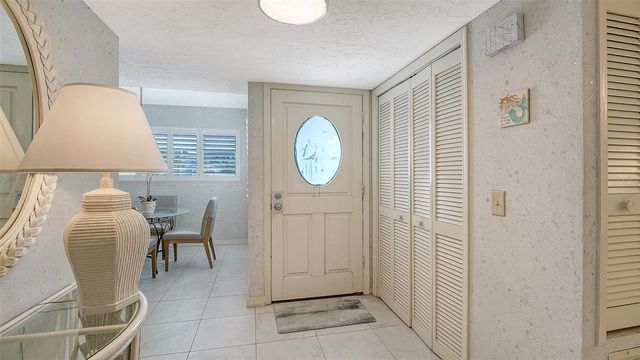 1225 SIESTA BAYSIDE DRIVE 1225B, Sarasota, FL 34242