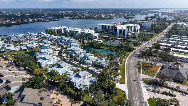1225 SIESTA BAYSIDE DRIVE 1225B, Sarasota, FL 34242