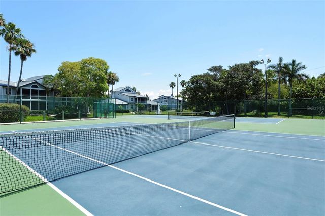 1225 SIESTA BAYSIDE DRIVE 1225B, Sarasota, FL 34242